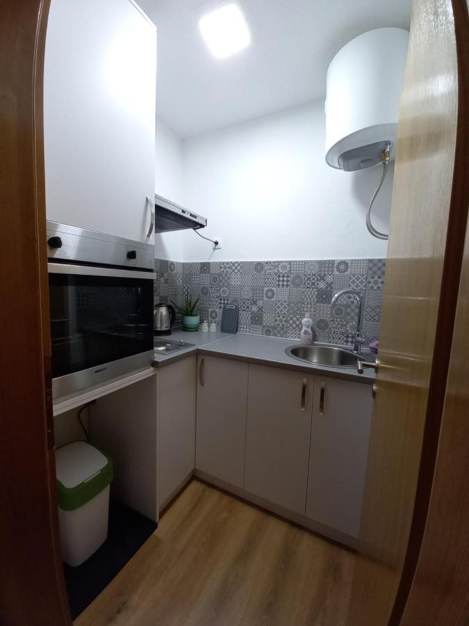 Luna Apartmani Mostar Buitenkant foto